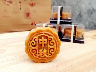 广式蛋黄月饼的做法