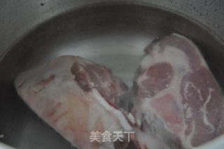 冬补 – 羊肉泡馍 自制白吉馍与辣椒油的做法步骤：2