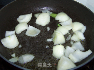 大喜大西芹洋葱肉片的做法步骤：4