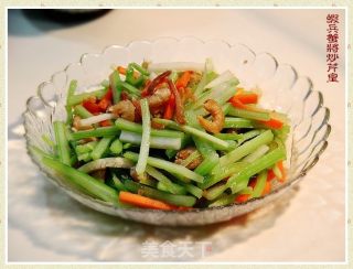 芹菜系列（三）“虾兵蟹将炒芹皇”的做法步骤：9