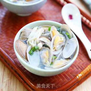 下火好鲜味——菌菇花蛤汤的做法