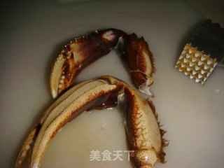 姜葱可乐螃蟹的做法步骤：3