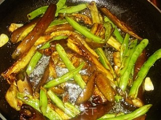 茄子炒豆角的做法步骤：7