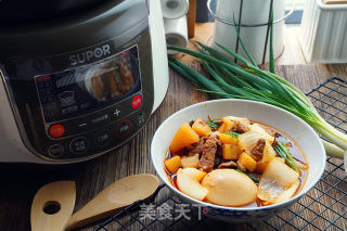 时蔬鸡蛋炖肉的做法