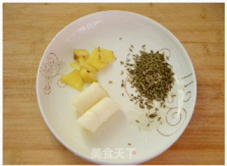 孜然醉排骨的做法步骤：1