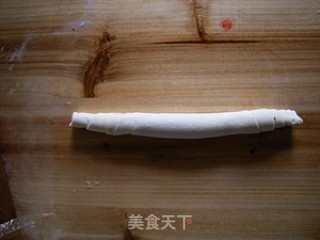 酥脆香辣千层饼的做法步骤：5