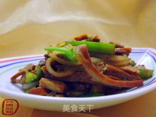 芹菜香干的做法步骤：6