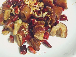 辣子肥肠的做法