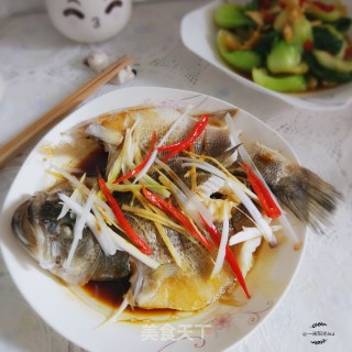 清蒸鲈鱼的做法