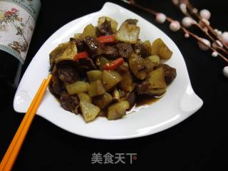 萝卜焖牛腩的做法