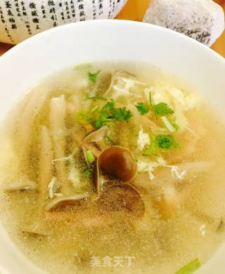 秋季滋阴润肺之蘑菇汤的做法