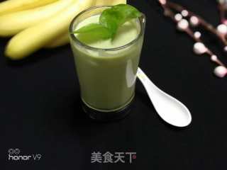 香蕉牛油果奶昔的做法