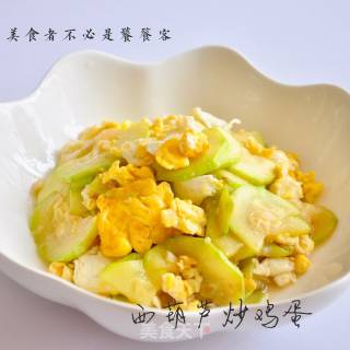 西葫芦炒鸡蛋的做法