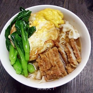 酥肉蝴蝶面的做法