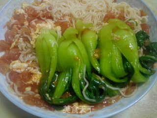 西红柿鸡蛋拌面的做法