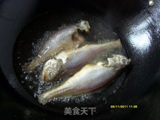 干煎小黄鱼的做法步骤：3