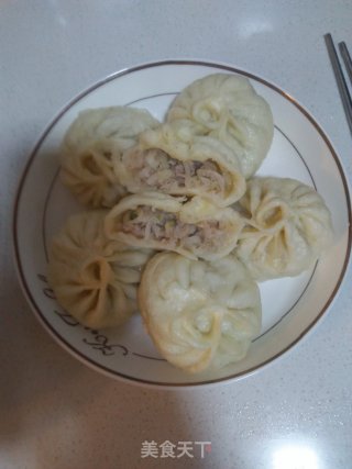 猪肉白萝卜馅包子的做法