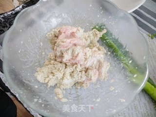 碧玉菠菜豆腐丸的做法步骤：3