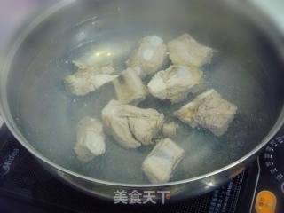 【冬季养生菜】补钙润燥好汤---花菇玉米排骨汤的做法步骤：6