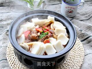 年糕排骨煲的做法