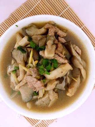 平菇炒肉的做法