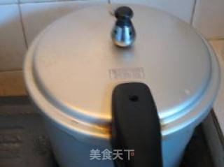 花生玉米排骨煲的做法步骤：9