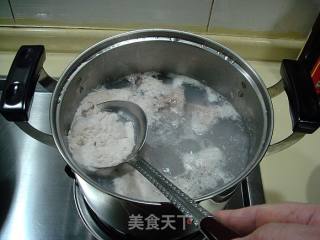家常菜 ——“黑椒香锅寸筋骨”的做法步骤：2