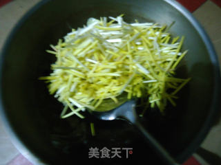 蒜黄炒鸡蛋的做法步骤：5