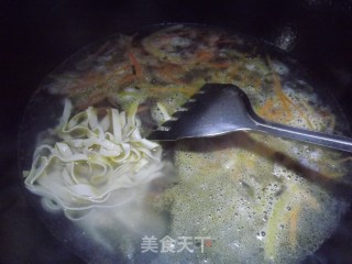 开胃酸辣汤的做法步骤：8