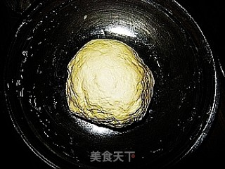 千层馅饼的做法步骤：1