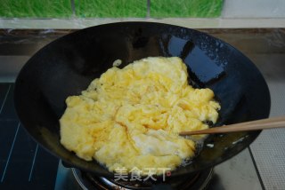 枸杞芽炒鸡蛋的做法步骤：3
