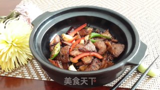 干锅肥肠的做法