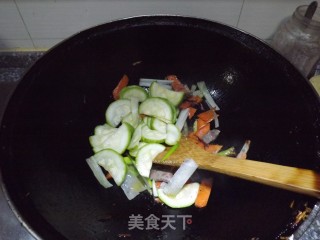 四蔬炒肉的做法步骤：3