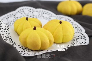 迎接万圣节的到来——南瓜面包