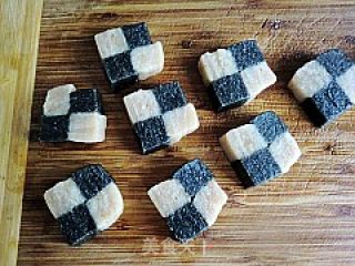 棋格芝麻栗子糕的做法步骤：14