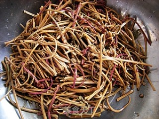 蕨菜肉皮的做法步骤：2
