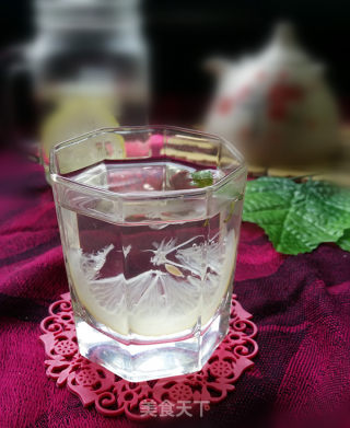 蜂蜜柠檬水的做法