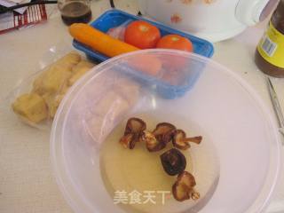 三鲜酿圆子的做法步骤：1