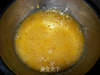 虾皮木耳炒鸡蛋的做法步骤：4