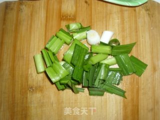 口蘑炒牛肚的做法步骤：2