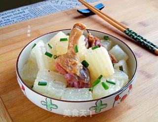 腊鸭腿白萝卜煲的做法