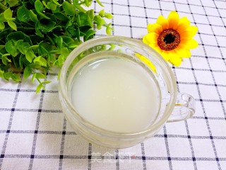 秋季滋阴润肺:萝卜蜂蜜饮
