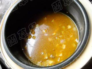 咖喱牛肉焖饭的做法步骤：7