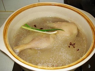 老鸭煲的做法步骤：3
