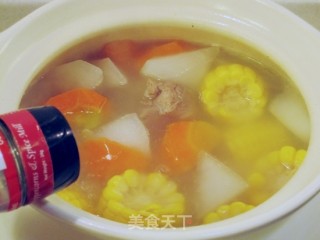 红白萝卜大骨汤的做法步骤：8