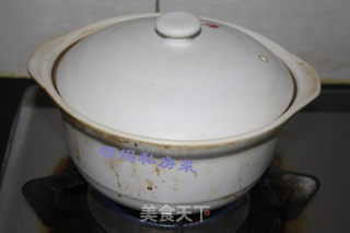 木瓜排骨煲的做法步骤：2