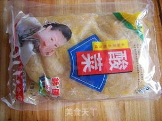 详细步骤——东北酸菜馅饺子的做法步骤：1