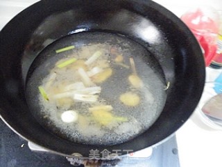 红烧鲤鱼的做法步骤：6