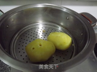土豆发面饼的做法步骤：1