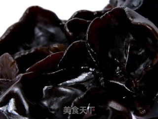 虾仁炒杂蔬的做法步骤：1